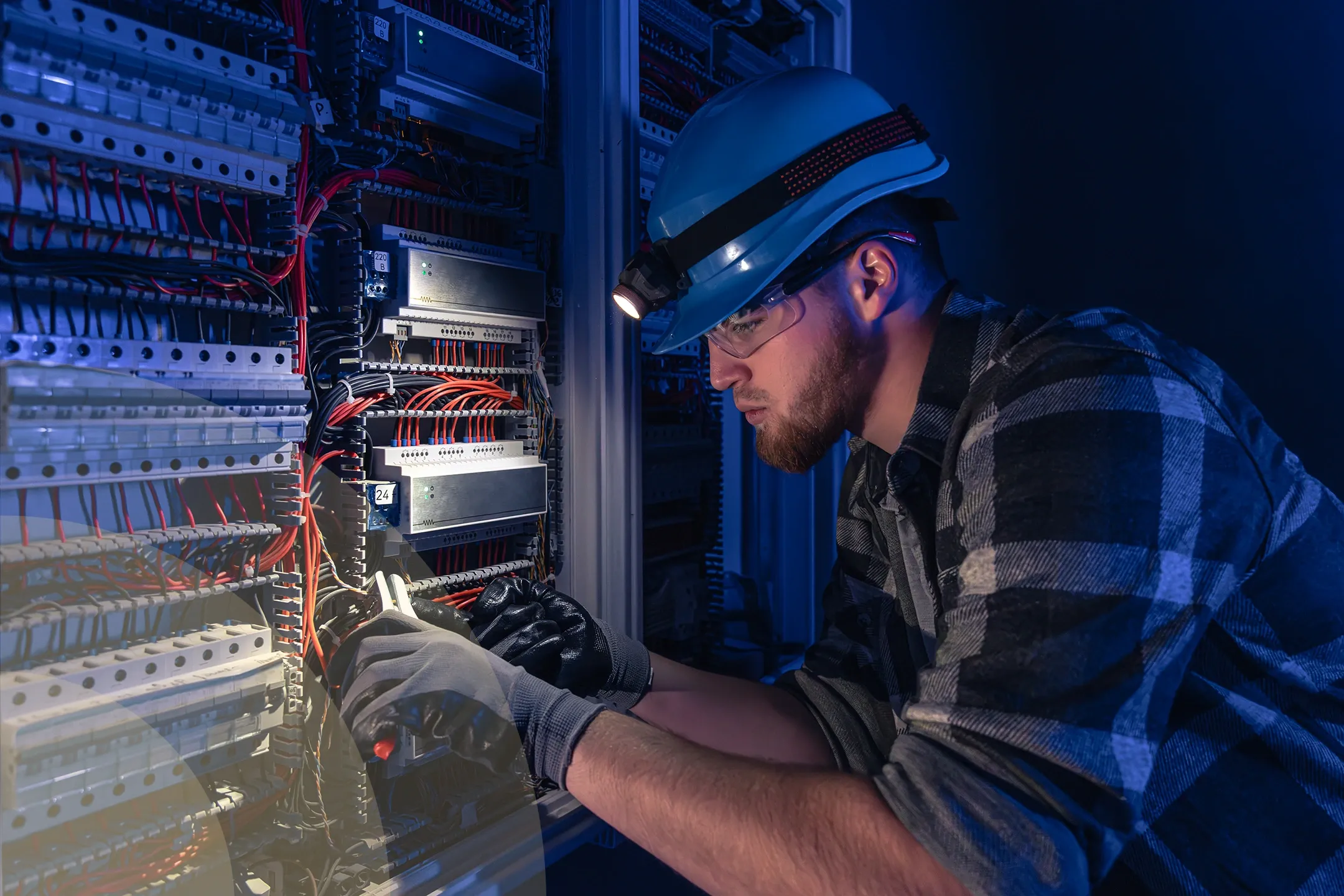 Implementación de seguridad y redes empresariales